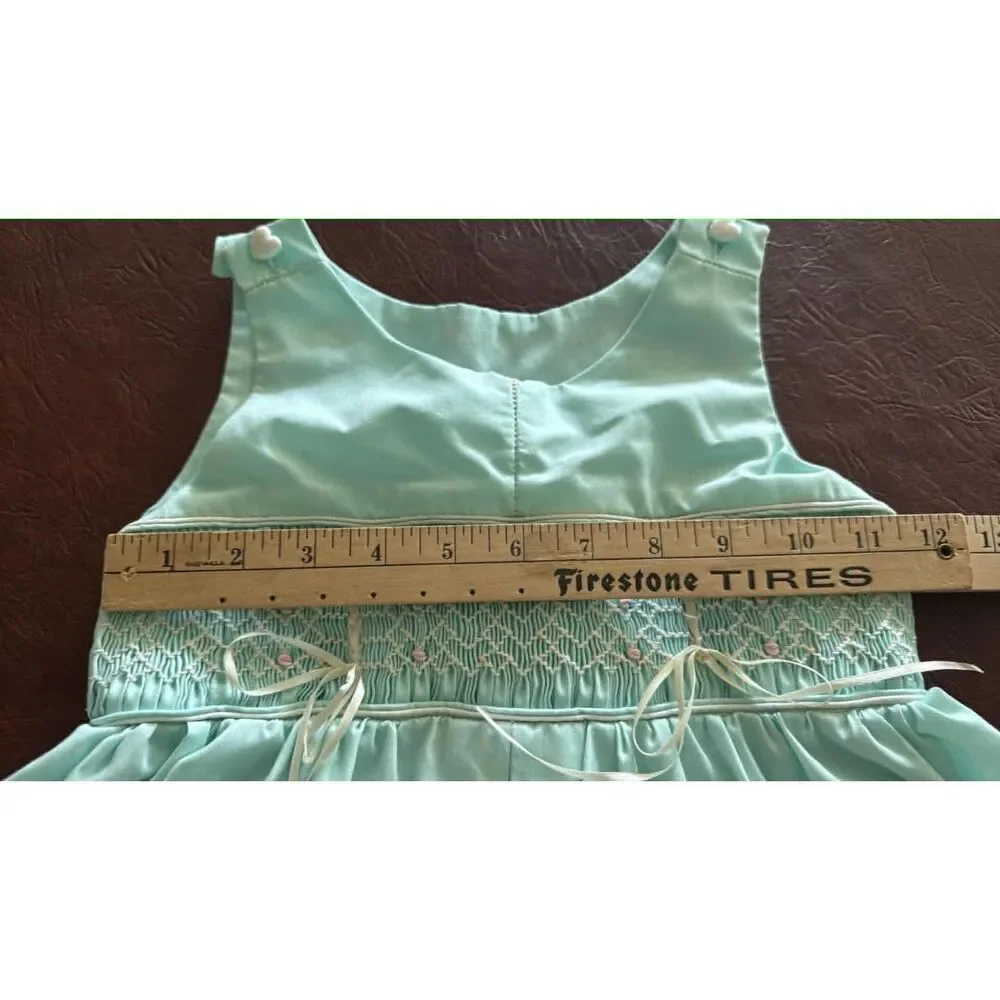 Girls Home made Smocked Dress Sleeveless  Mint Green no Tag size 4